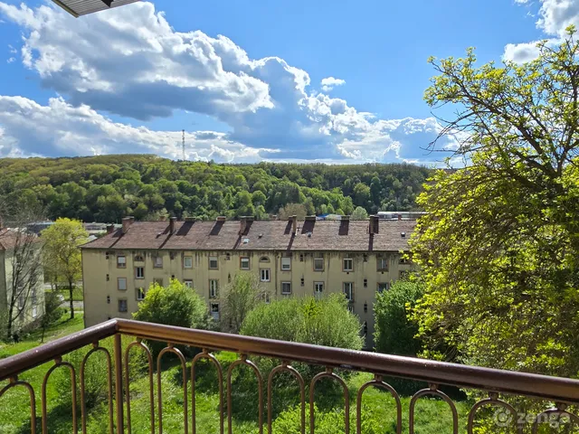 Eladó lakás Komló, Arany János utca 11. 53 nm