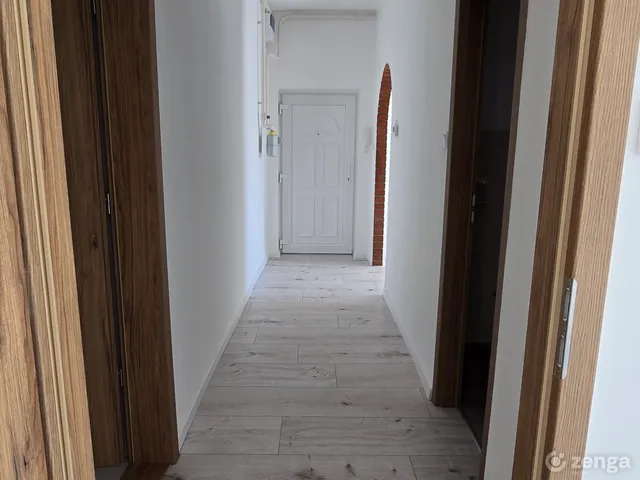 Eladó lakás Komló 53 nm