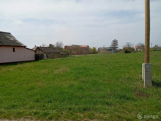 Eladó telek Sáp 1533 nm