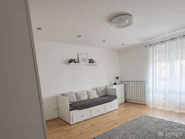 Eladó lakás Petőfibánya 52 nm