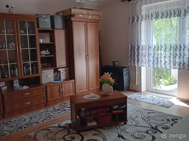 Eladó lakás Salgótarján, Vásártér 65 nm