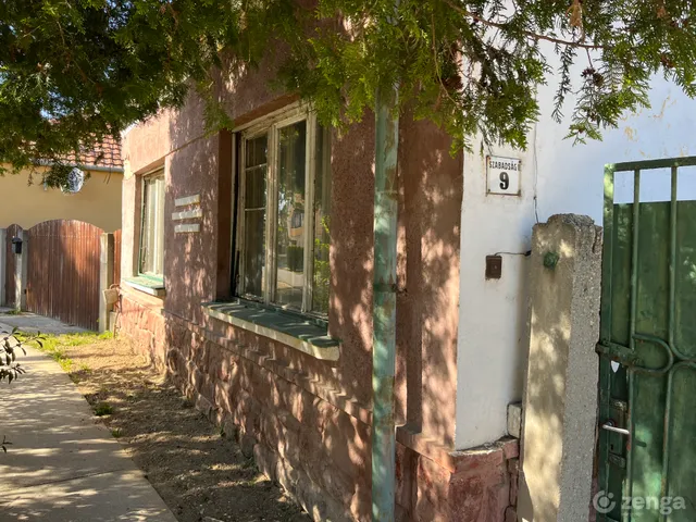 Eladó ház Dör 70 nm