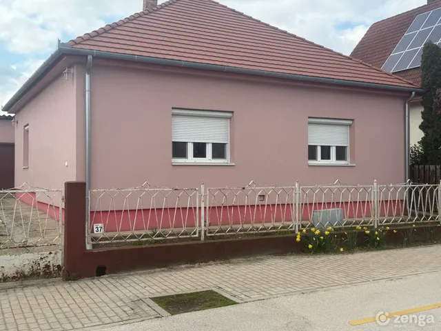 Eladó ház Rácalmás 80 nm