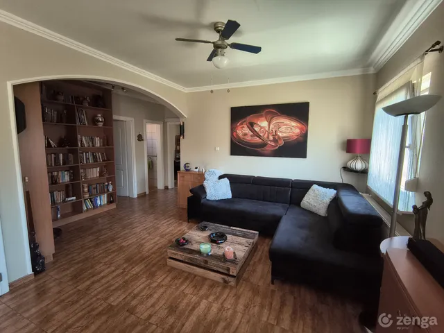 Eladó ház Szigetújfalu 189 nm