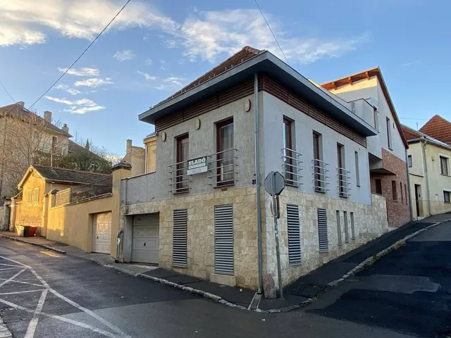 Eladó lakás Pécs, Belváros 81 nm