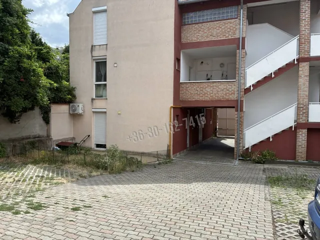 Eladó lakás Pécs, Endresz György utca 56 nm