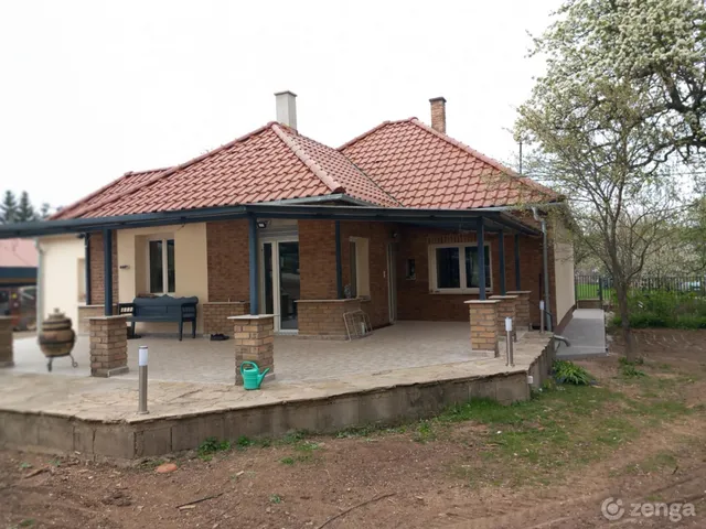 Eladó ház Bánk 120 nm