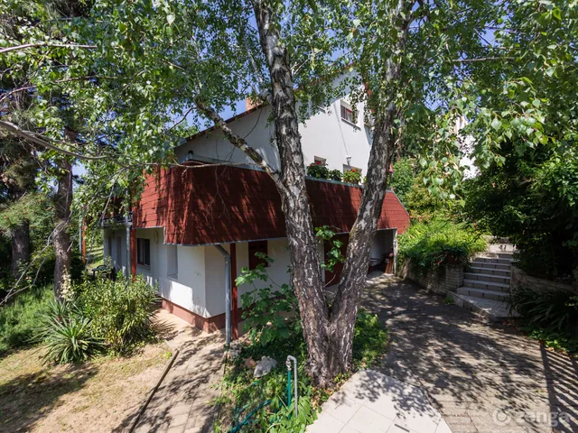 Eladó ház Pécs, Mecsekoldal 188 nm