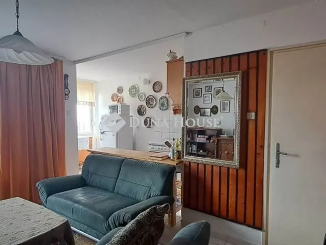 Eladó nyaraló Vonyarcvashegy 45 nm