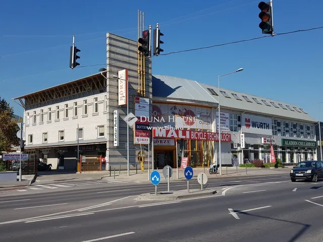Kiadó kereskedelmi és ipari ingatlan Budapest III. kerület 83 nm