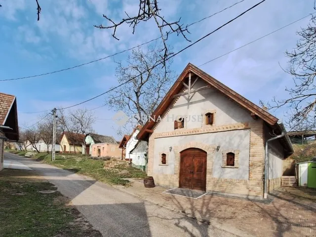 Eladó ház Bölcske 115 nm