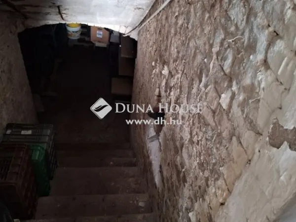 Eladó ház Bicske 25 nm
