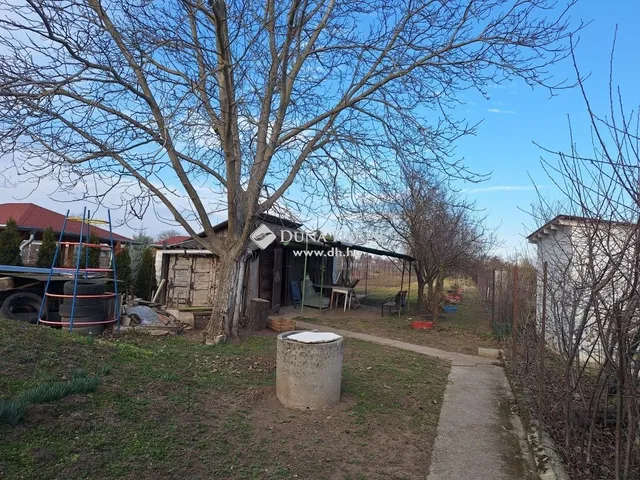 Eladó ház Bicske 25 nm
