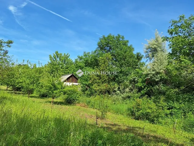 Eladó telek Biatorbágy 909 nm