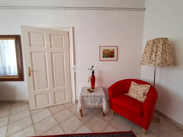 Eladó ház Zsámbék 205 nm