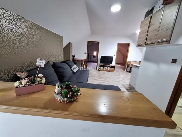 Eladó lakás Bölcske 115 nm