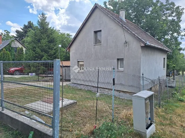 Eladó ház Bicske 90 nm