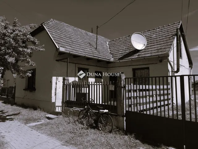 Eladó ház Vértesboglár 120 nm