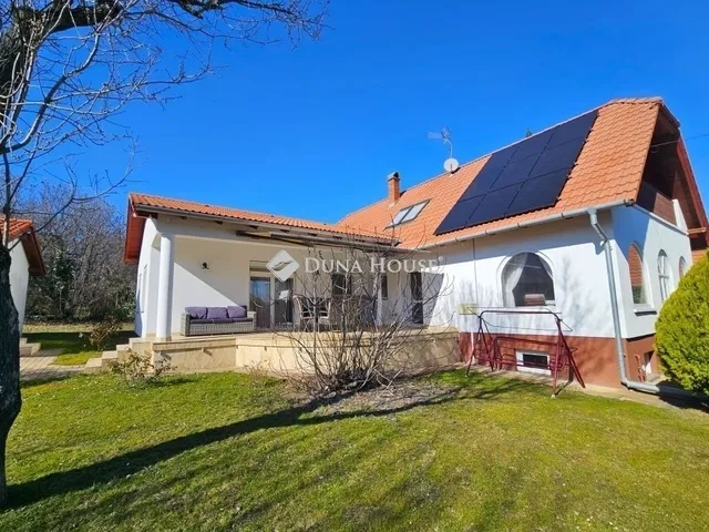 Eladó ház Balatonalmádi, Vöröshegy 229 nm