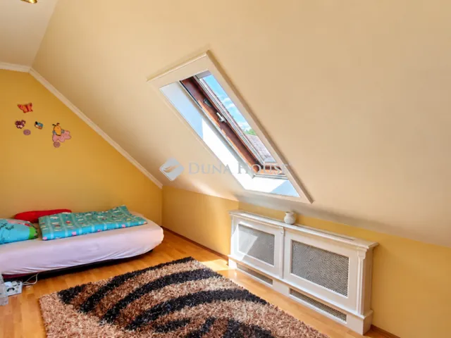 Eladó ház Budapest XV. kerület, Pestújhely 197 nm