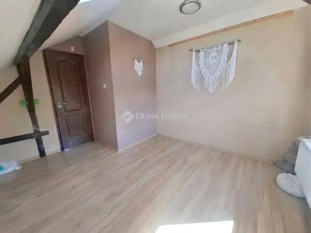 Eladó ház Fót 145 nm