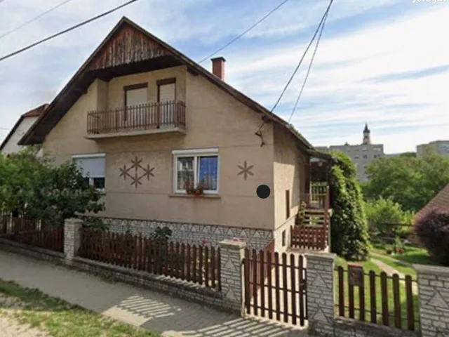 Eladó ház Mór 120 nm