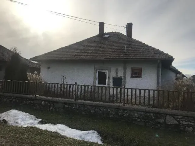 Eladó ház Ajka, Padragkút 90 nm
