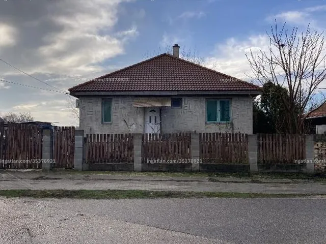 Eladó ház Aba 95 nm