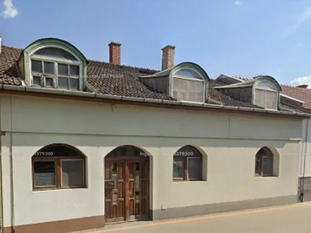 Eladó ház Berettyóújfalu 200 nm