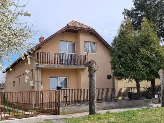 Eladó ház Siófok 160 nm