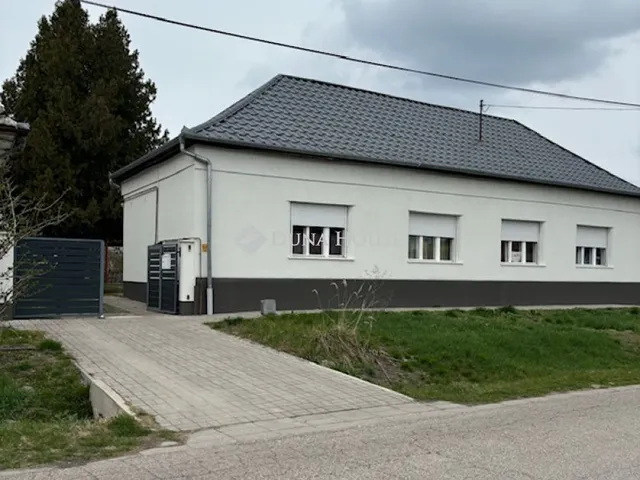 Eladó ház Harta 150 nm