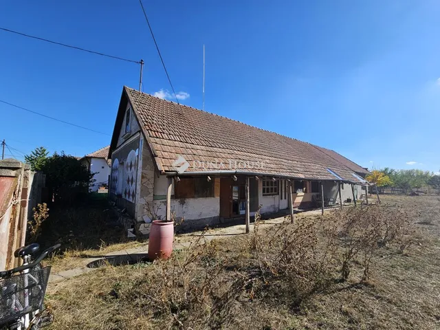 Eladó ház Sarkadkeresztúr 111 nm
