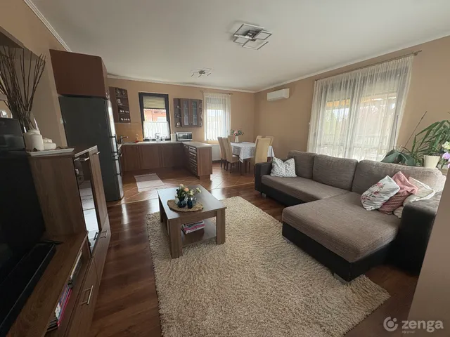 Eladó lakás Maglód, Klenovatelep 78 nm