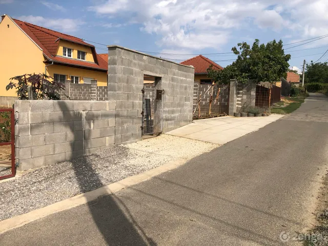 Eladó telek Pécs 1571 nm
