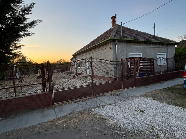 Eladó ház Bugyi 110 nm