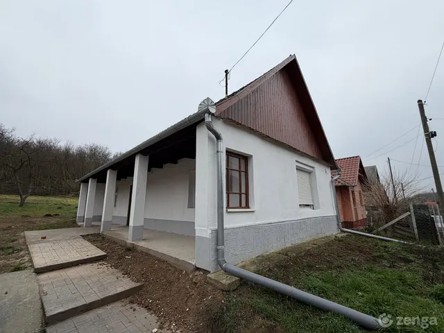 Eladó ház Káva 65 nm