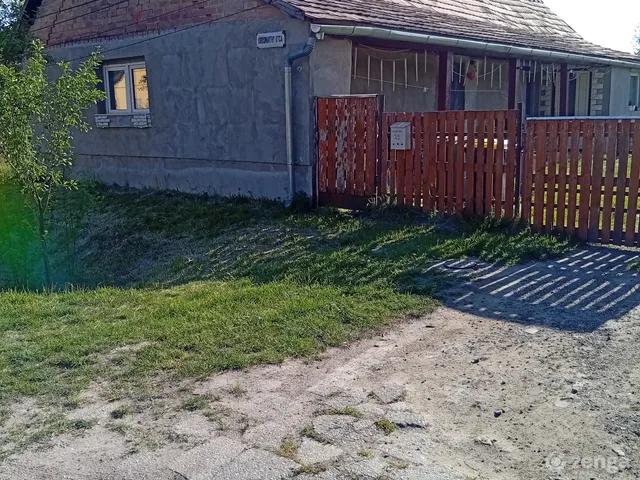 Eladó ház Fülöpszállás 755 nm