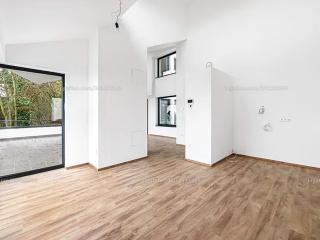 Eladó lakás Budapest II. kerület, Budaliget, Előd vezér utca 41 123 nm