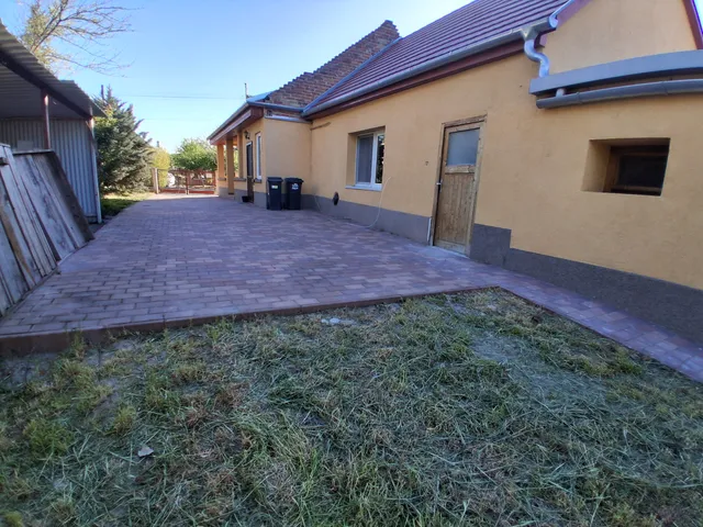 Eladó ház Moha 78 nm