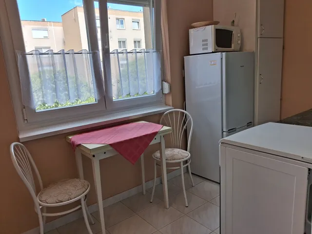 Eladó lakás Székesfehérvár, Palotaváros, Tolnai utca 49 nm