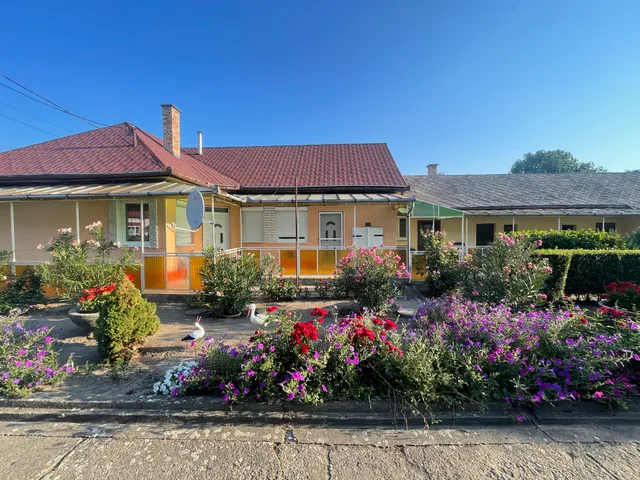 Eladó ház Sényő 80 nm