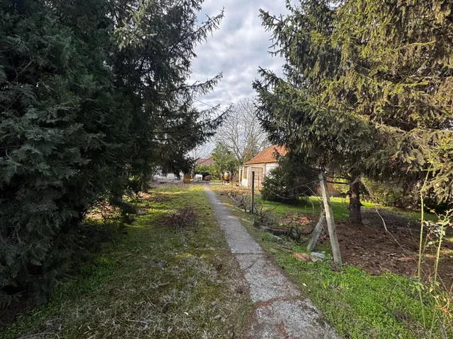 Eladó telek Debrecen, Lencztelep 708 nm