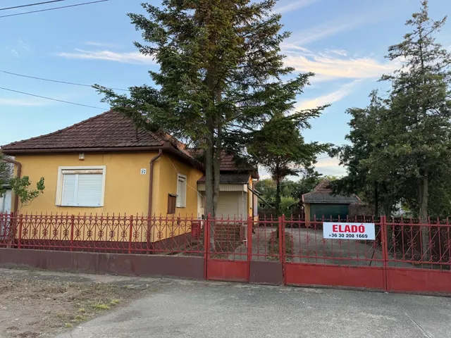 Eladó ház Hosszúpályi 93 nm