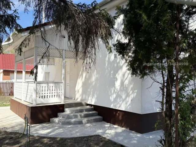 Eladó ház Hosszúpályi 190 nm