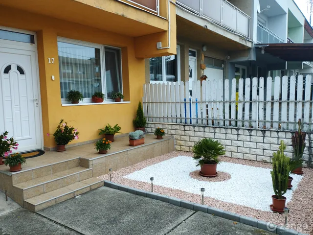 Eladó ház Ajka, Bányásztelep 106 nm