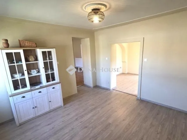 Eladó ház Cegléd 131 nm
