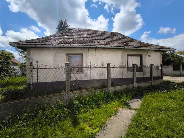 Eladó ház Kismarja, Betlen utca 1. 75 nm
