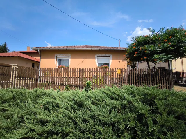 Eladó ház Balkány, Adonyi út 95 nm