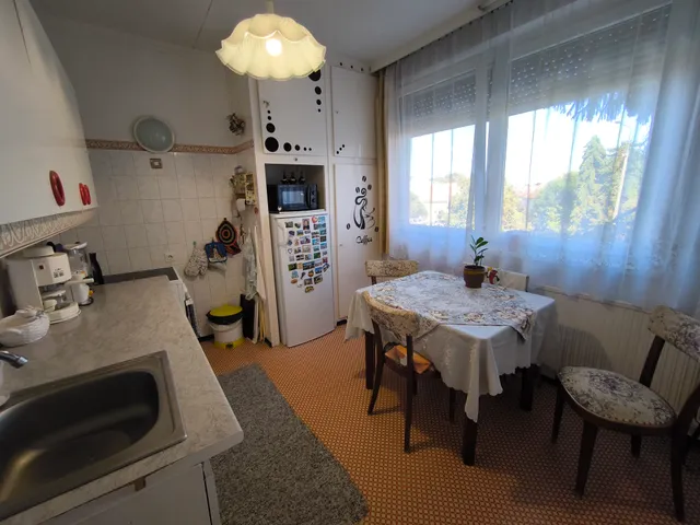 Eladó lakás Berettyóújfalu 78 nm