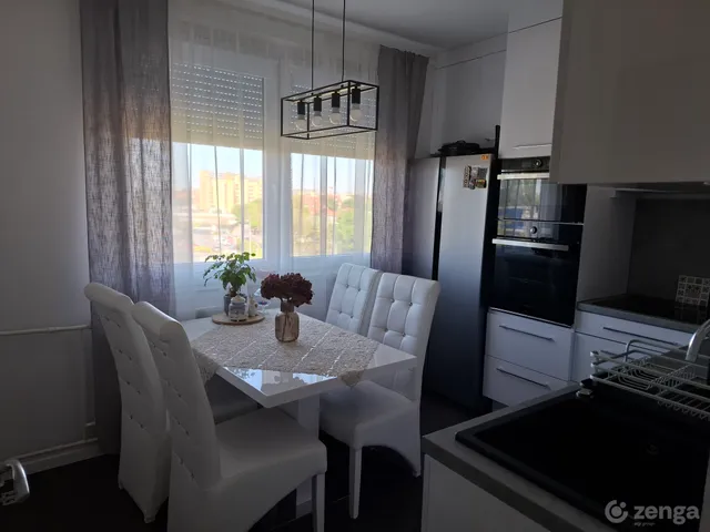 Eladó lakás Debrecen, Tócóskert 79 nm